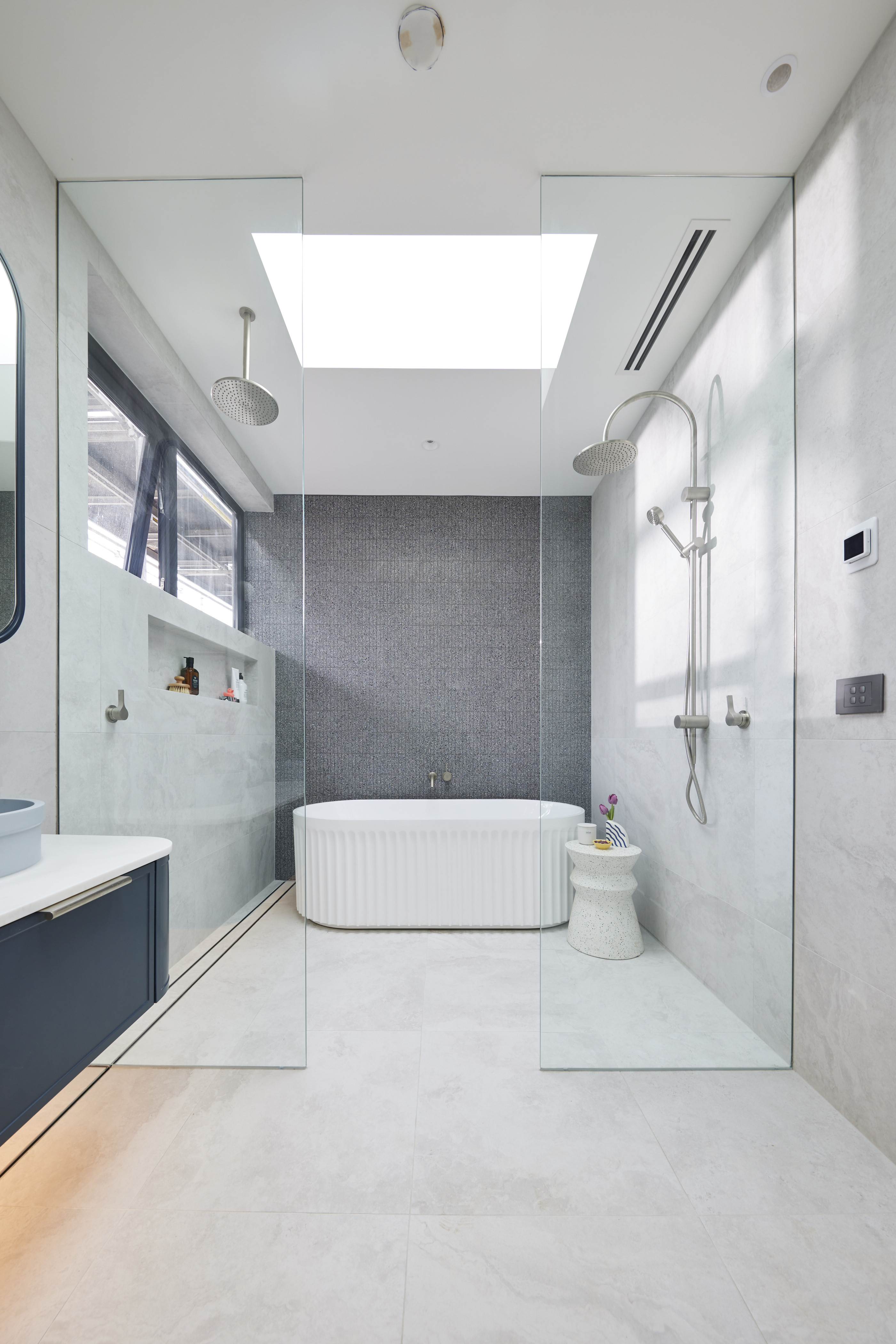 Modern Contemporary Bathroom